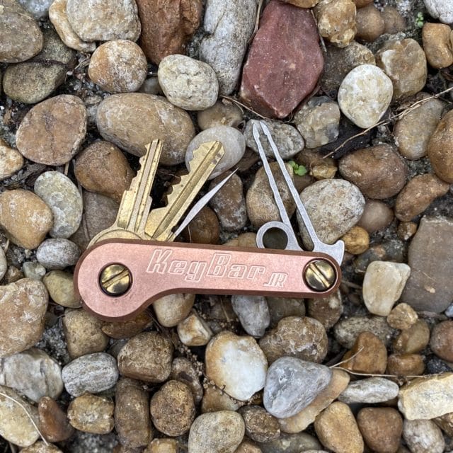 Copper-KeyBar-JR-Key-Organizer-Minimalist-EDC-Tool Lifestyle